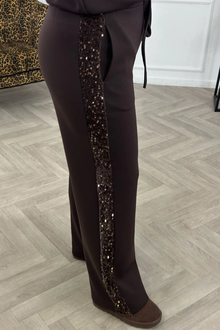 dámská sada s třpytivými rukávy